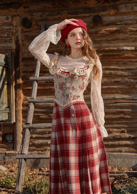 Rosey Christmas Cottage Corset