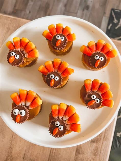 Cute and Simple Thanksgiving Dessert