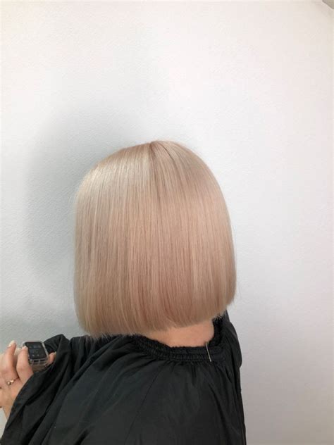 Блонд персиковый Blonde Hair Korean, Light Blonde Hair, Pretty ...