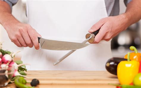 Spotting Great Knife Skills In A Chef - Anytime Staff