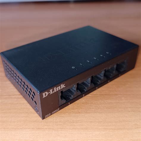 Купить Коммутатор D-Link Switch DGS-1005D/J2A в интернет-магазине ...