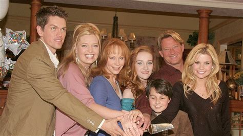 'Reba' Star Melissa Peterman Shares Epic Reunion Photos with JoAnna Garcia Swisher and ﻿Steve Howey