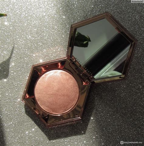 Хайлайтер Fenty Beauty Diamond bomb - «Лучший сияющий новогодний ...