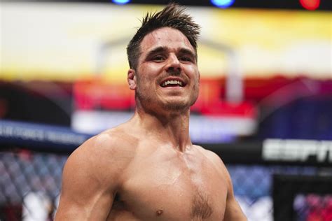 Michael Dufort 2025: Net Worth, Endorsements, UFC Records - Surprise Sports