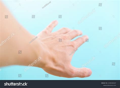 person hand reaching  images stock  vectors