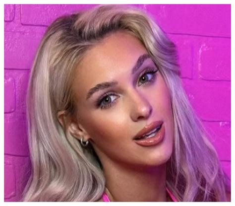 Is Veronika Rajek's Career Over? The Aftermath of the Privacy Leaks - h97ewh7