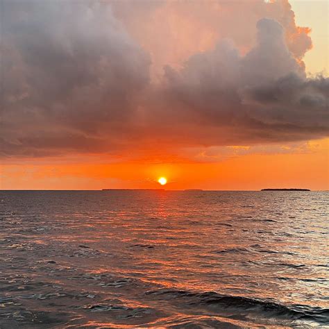 Key West Sunset Cruise with Wine - Southern Kissed