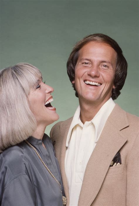 Inside the Current Life of 90-Year-Old Pat Boone After the Death of His