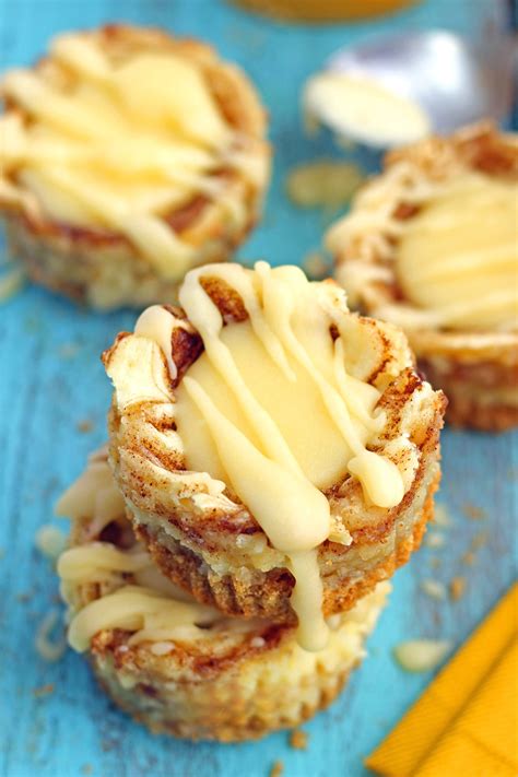 25 Easy Mini Cheesecake Recipes - Best Bite Size Cheesecakes