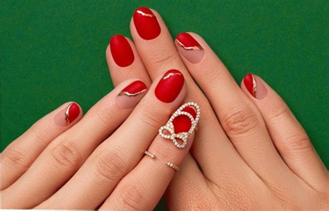 Vogue Nails: Hottest Trends And How To Get Them