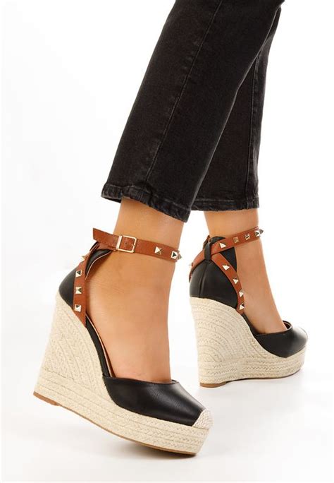 Сандали на платформа Riviella черен Zapatos