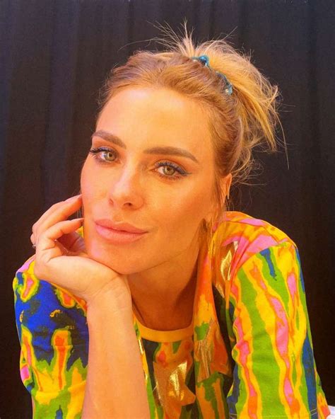 Carolina Dieckmann celebra 10 anos da lei que ganhou seu nome ...
