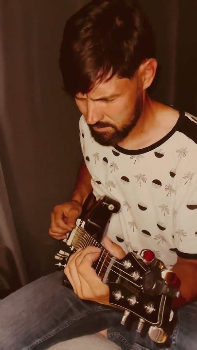 Коли фінгерстайл гітарист починає грати на електро гітарі #fingerstyle ...