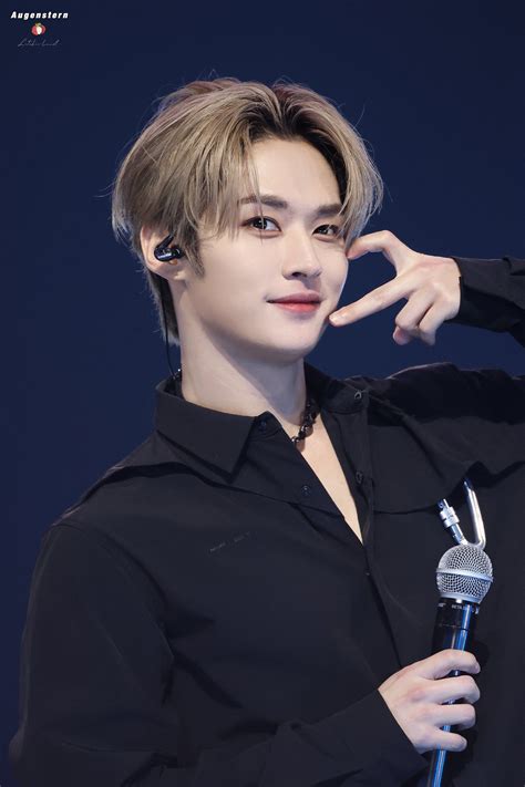 Augenstern_LK on Twitter: "220820 LA KCON HQ 🜲♡ #리노는기여어 #리노 #leeknow #