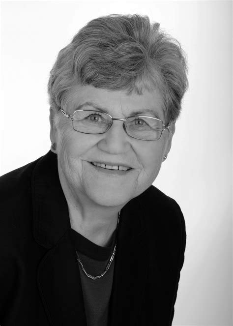 Erika Böker erhält Gedenkplatz | Stadt Garbsen