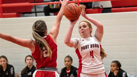 Young Port Huron girls basketball team ready to 'grow together'
