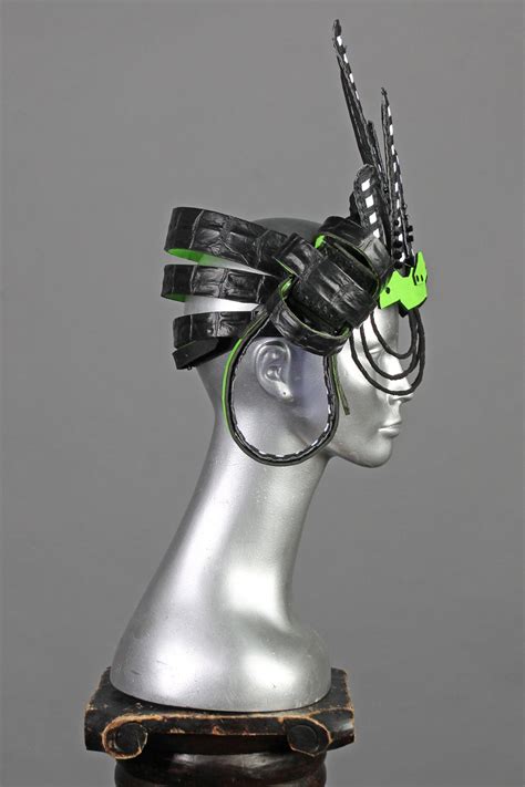 Mikaela Holmes - Libellule - HEADGEAR IX (2021) – FIVE AND DIAMOND