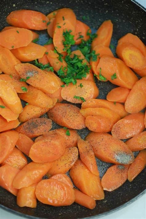 Pan Fried Carrots Recipe - Recipe Vibes
