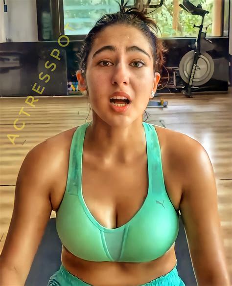 Sara ali Khan is so sexy : r/IndianCelebScenes