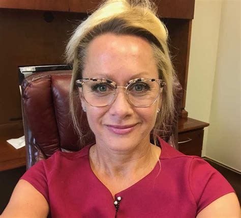 About Kathryn Linn, P.A. - Estate Services & Client Commitment