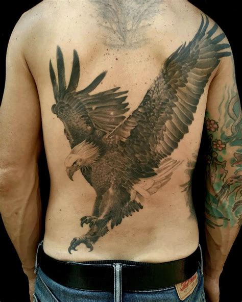 93 Stunning Back Eagle Tattoos You Should Try Now - Psycho Tats
