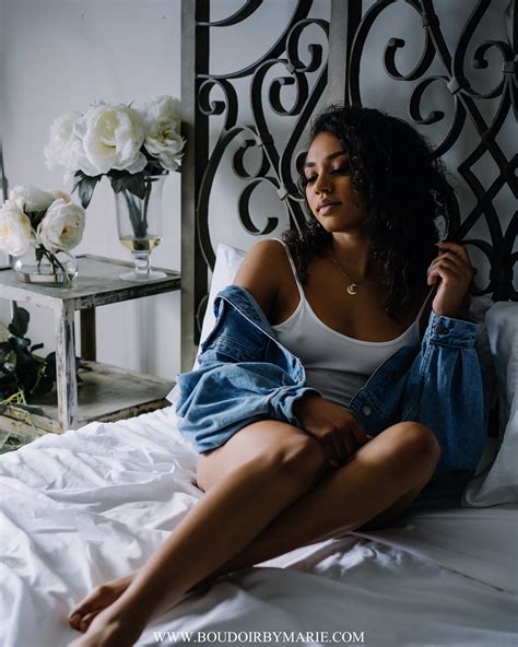 Richmond Boudoir Photographer: Boudoir by Marie - There's more to