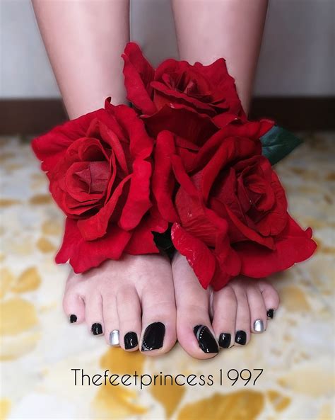Feet Princess - Foot Adoration, Foot Fetish Directory and Foot Fetish