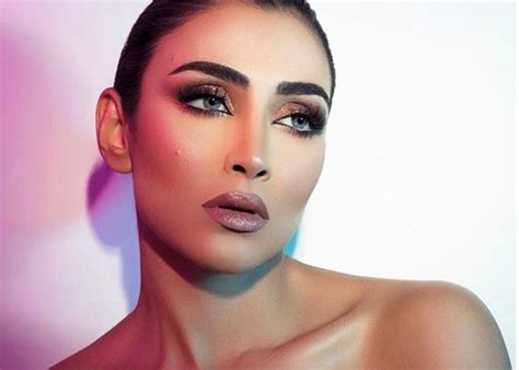 start  modeling career news