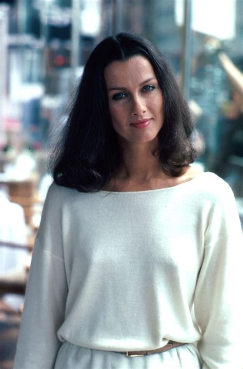 Veronica Hamel (b. November 20, 1943) | Veronica hamel, Hamel, Veronica
