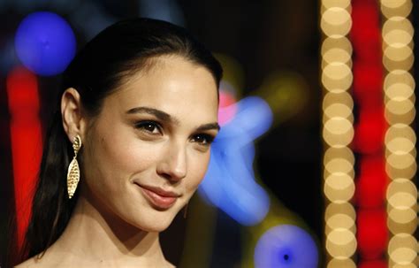 Wallpaper : 2374x1520 px, Gal Gadot 2374x1520 - wallup - 1051101 - HD 