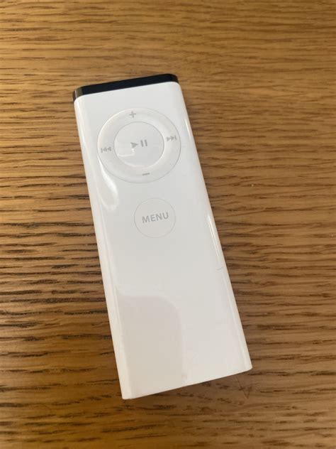 Apple A1156 OEM Remote Control for Apple TV MacBook iMac Mac Pro 607