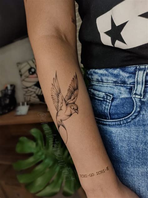 Tatuagem Que Representa Liberdade - Desenhos De Tatuagem De Simbolos De Liberdade Escravidão Tema