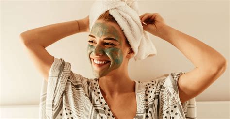 Máscara Para O Rosto - Máscara facial: benefícios da argila para a pele do rosto | L'Oréal Paris