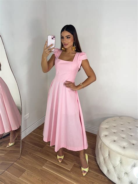 Vestido Rosa Claro Midi