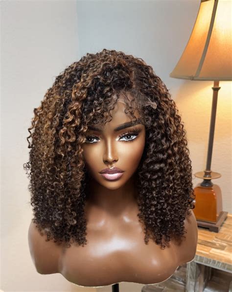 "Faith" Brown Highlighted Afro Kinky Curly with Natural Edges – Image