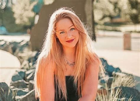 instagram star maddy spidell  dating  tuber  beast