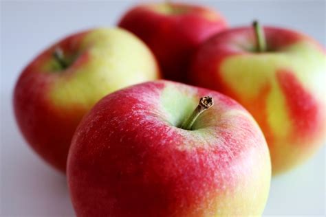 Apple Apple'S Apples - Free photo on Pixabay - Pixabay