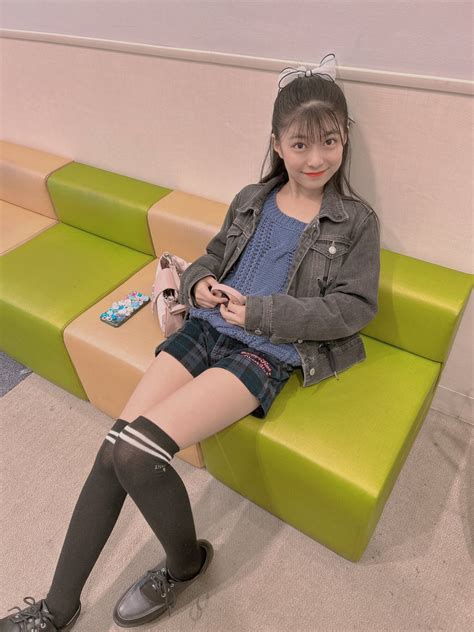 【画像】JSさんの健康的な太ももwwwwww