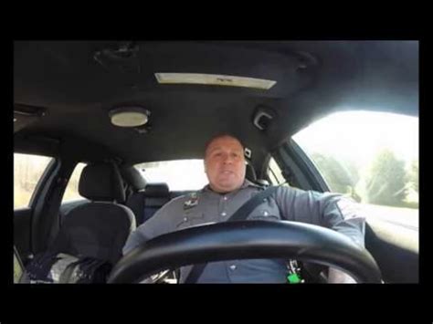 Police Officer's Taylor Swift Lip-Sync Goes Viral [WATCH]