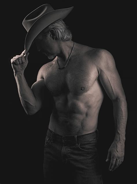 Believe it or not... I don't use a Gym. I love doing old fashioned push