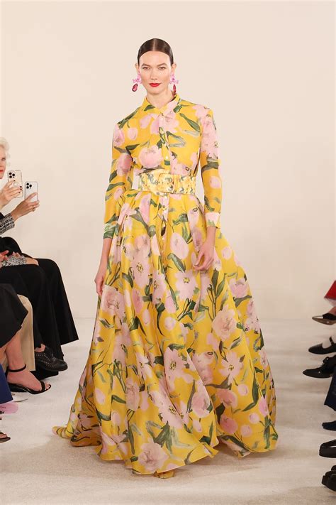 A digital Carolina Herrera gown just sold for $5,000 on Roblox | Vogue ...