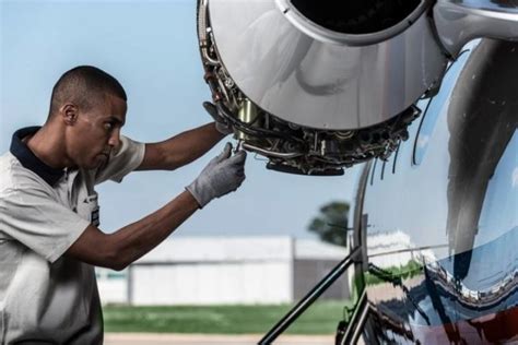Etapas para se tonar um Mecânico de Aeronaves – Wings Escola de Aviação