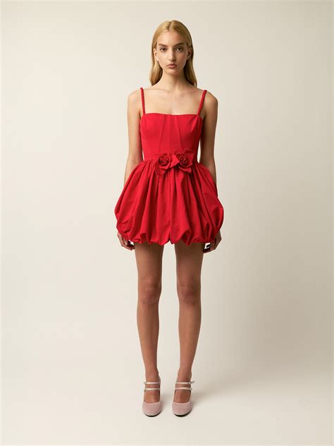 The Anais dress in red – Aknvas