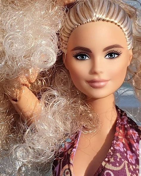 Close-up of Barbie BMR 1959 Fashion Doll