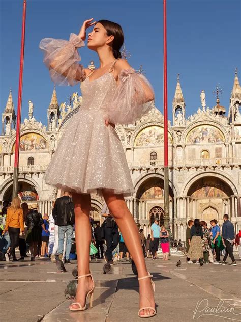 Платья на последний звонок купить или напрокат. 👗 Платья в аренду и ...