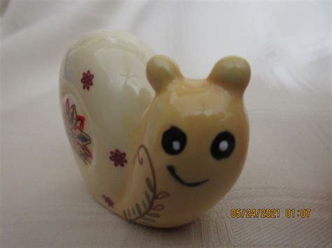 Snails Salt and Pepper Shakers - vintage, collectible