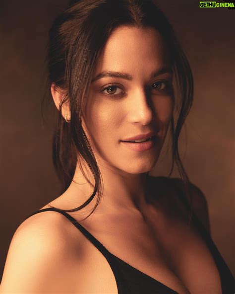 Stephanie Arcila Wiki, Biography, Age, Gallery, Spouse and more