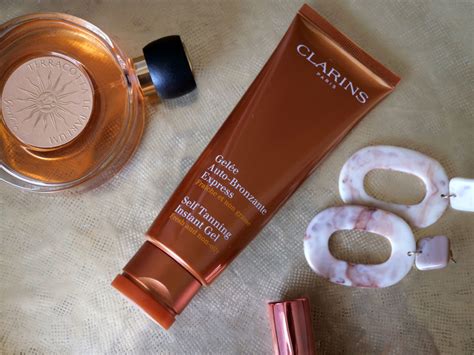 Gelée auto-bronzante Express Clarins : Mon avis - Les Sens de Capucine