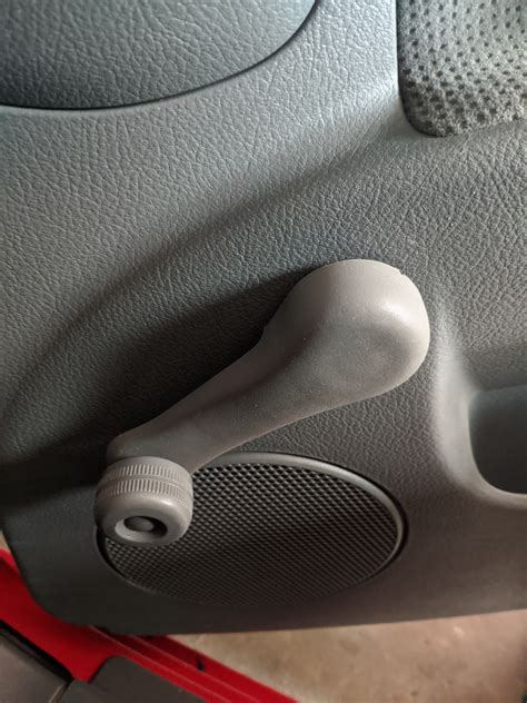 Как снять ручки стеклоподъемников — Chevrolet Lacetti Sedan, 1,8 л ...