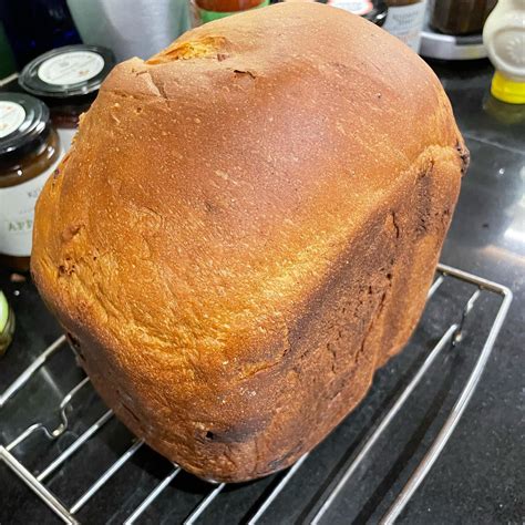 Making Bread With a Bread Machine